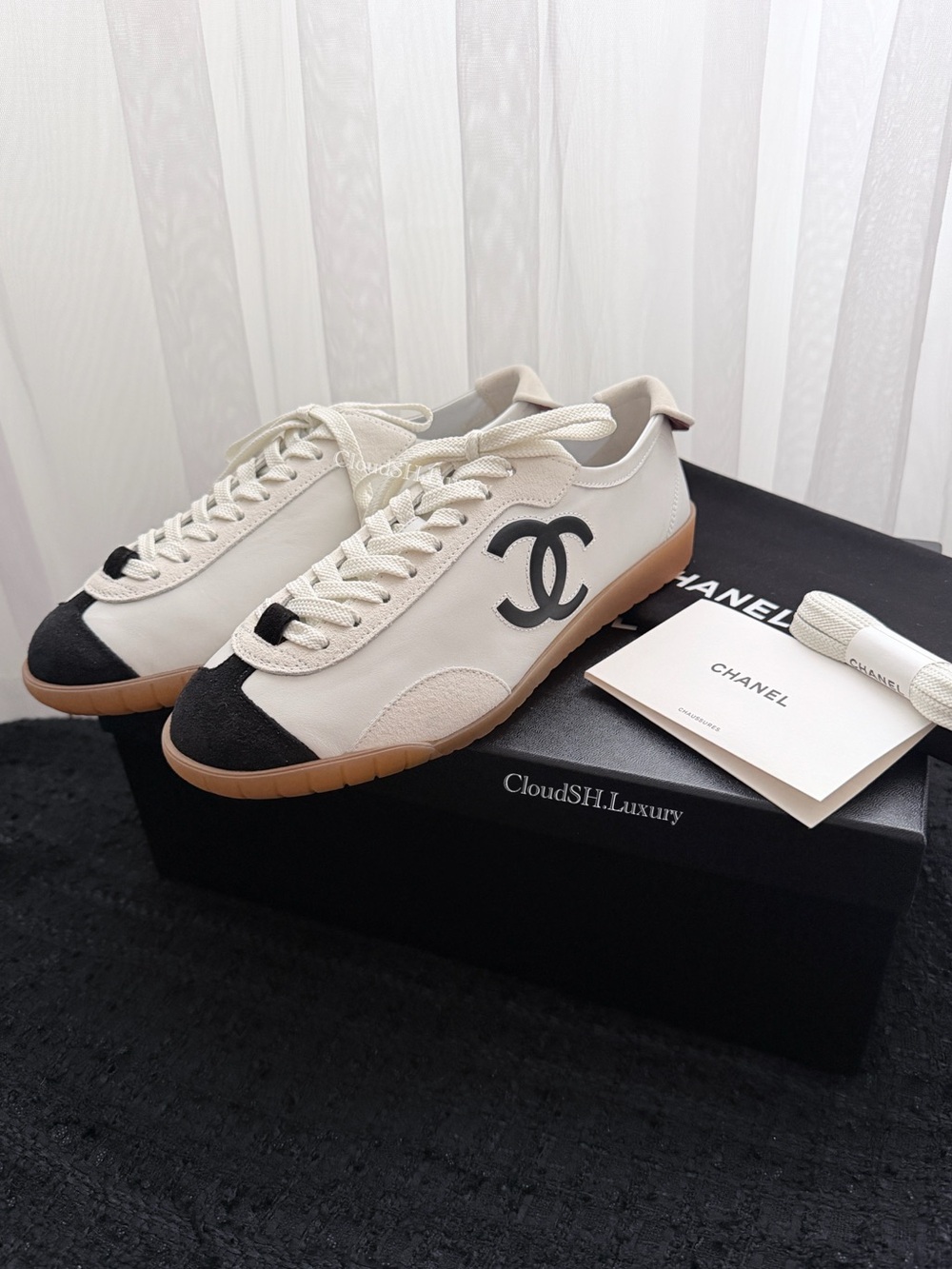 Auth BNIB Chanel CC Logo White Leather Suede Sneakers - Size 37.5